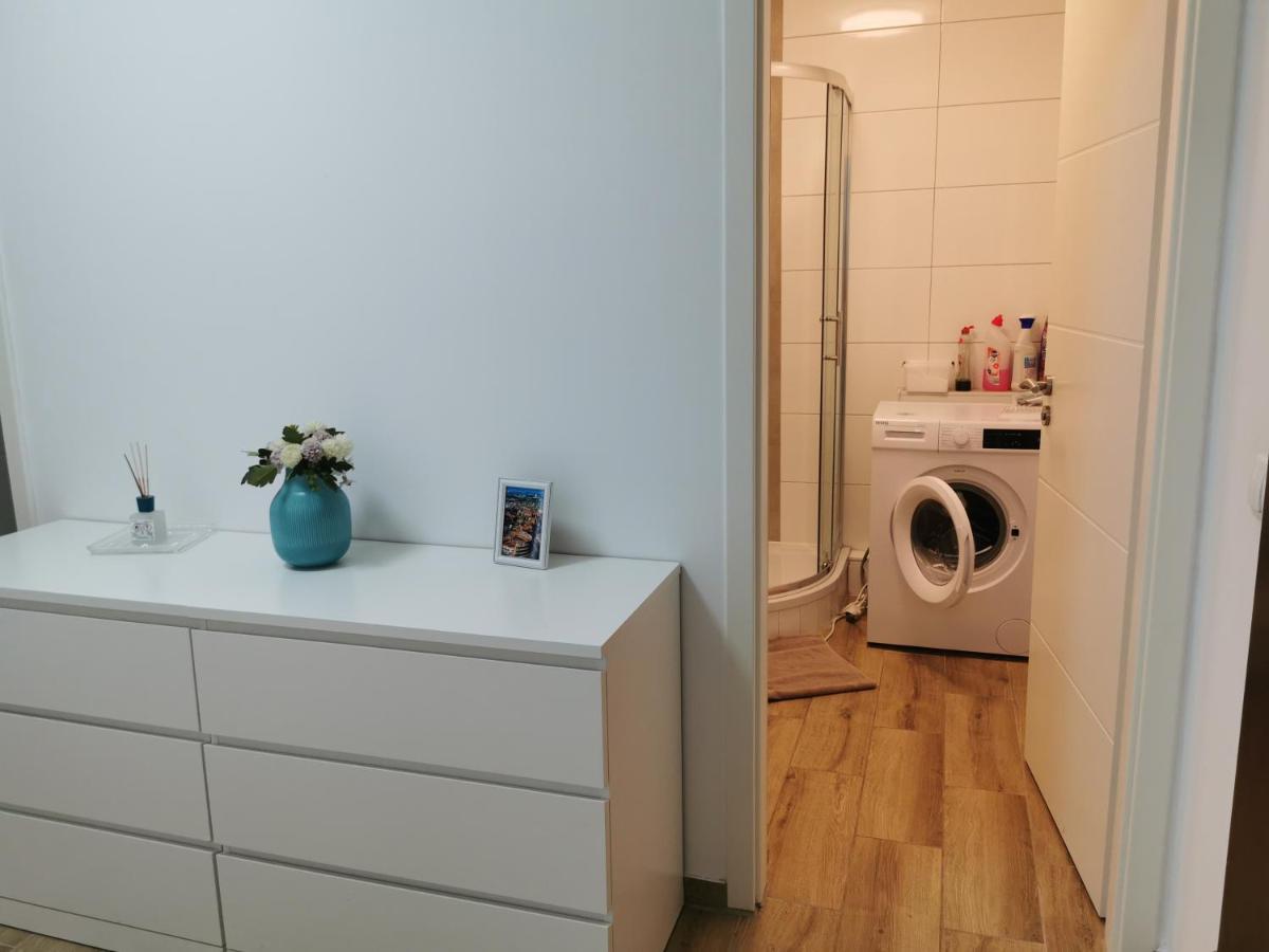 3-Zimmer, Bis 6 Personen Mit Parkplatz Apartamento Mülheim an der Ruhr Exterior foto
