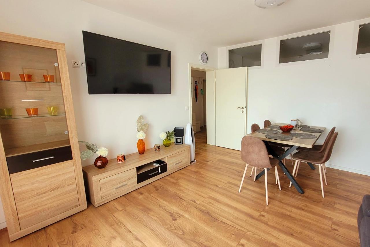 3-Zimmer, Bis 6 Personen Mit Parkplatz Apartamento Mülheim an der Ruhr Exterior foto